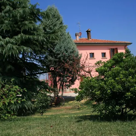 La Prosciutta Фермерский дом